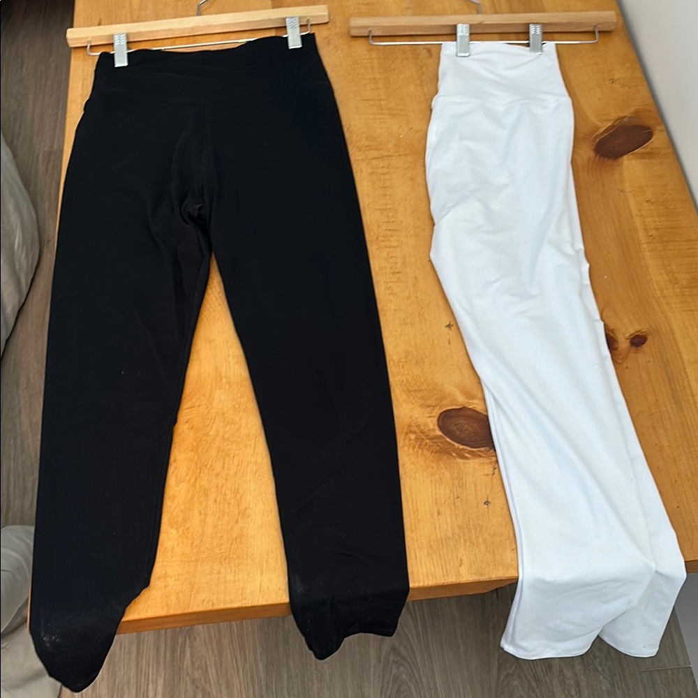 Women’s Black and White Leggings